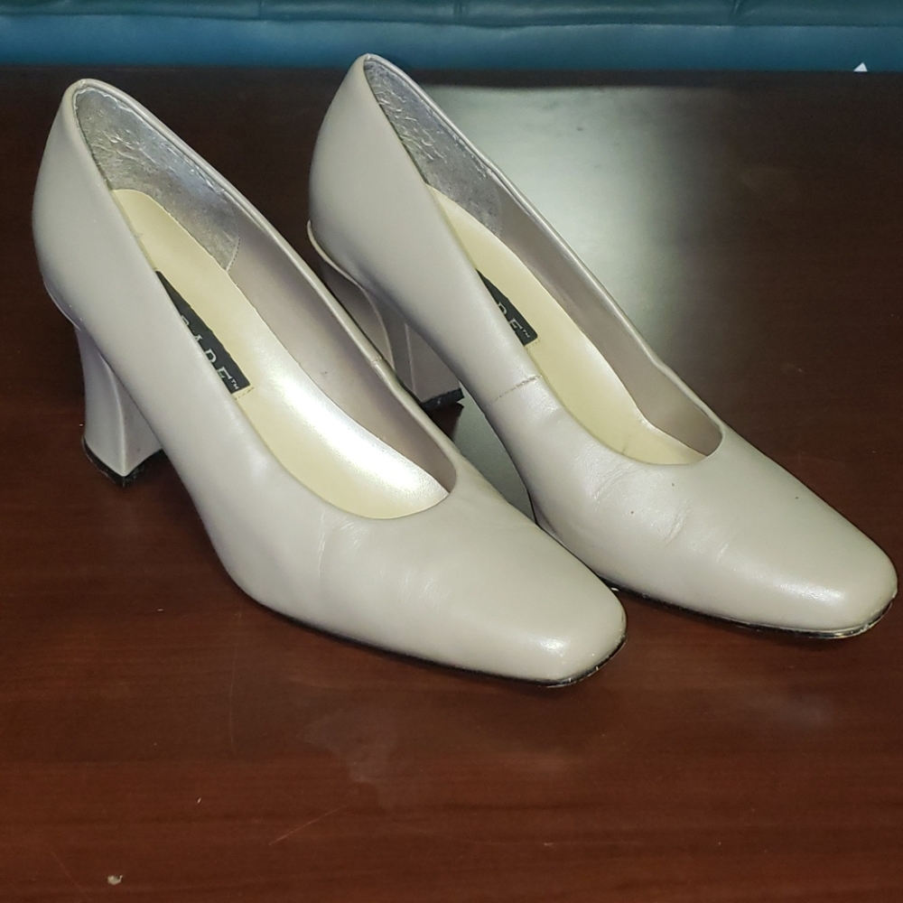 Parade heels